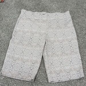 Counterparts Slimming Sensations Tan And Brown Pattern Shorts Size 8